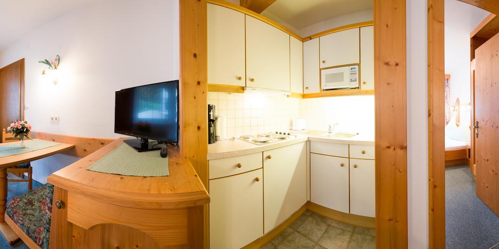 Pension Roasthof Neustift im Stubaital Quarto foto