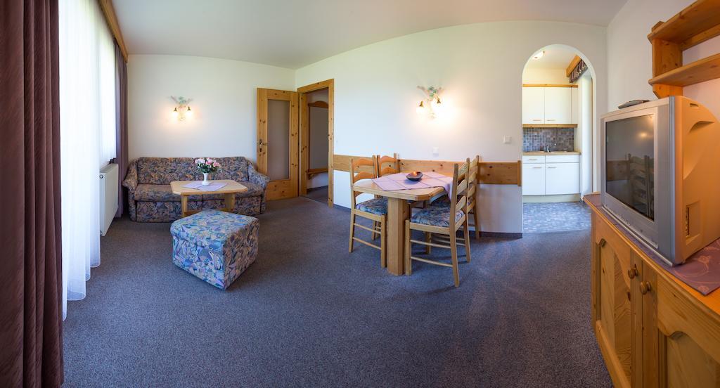 Pension Roasthof Neustift im Stubaital Quarto foto